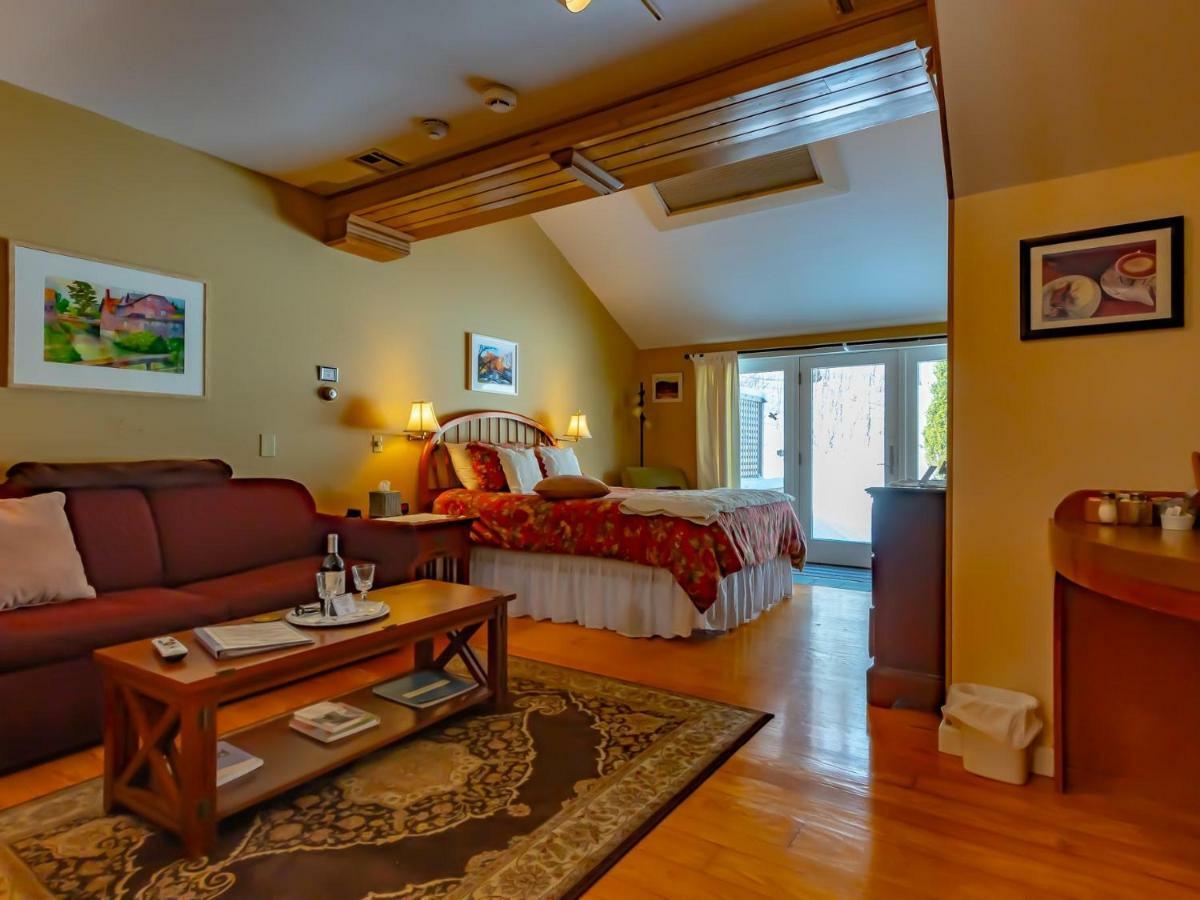 Shaker Mill Inn West Stockbridge Room photo