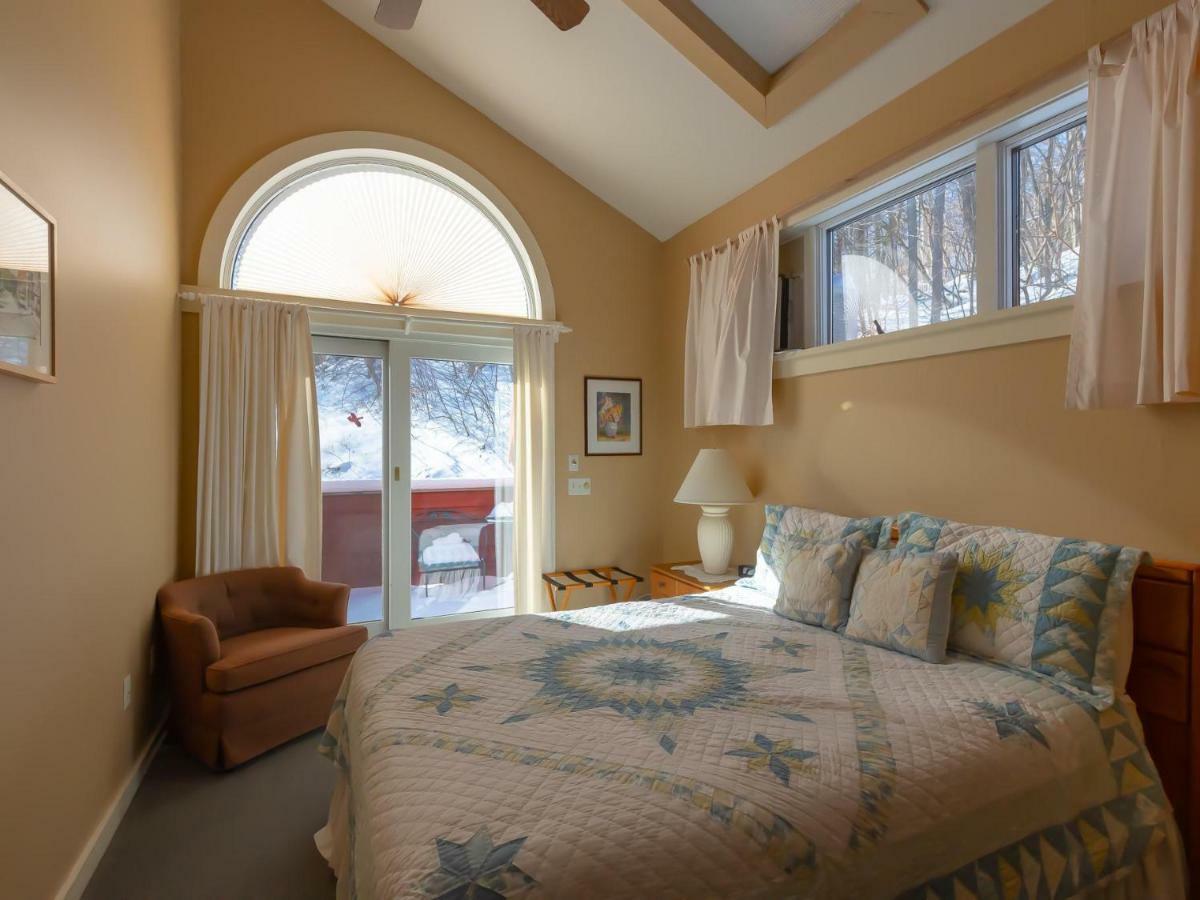 Shaker Mill Inn West Stockbridge Room photo